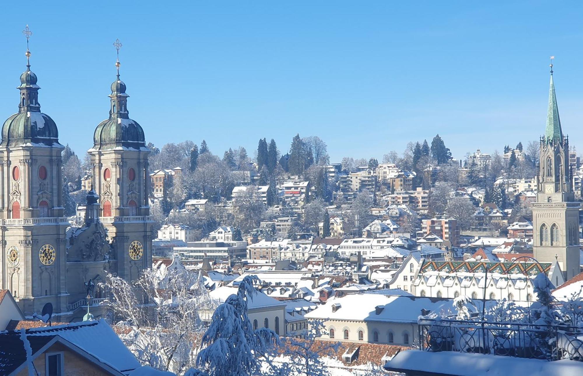 2-4 Stilvoll Im Gertrud Schloessli - Zentral Ruhig Apartment