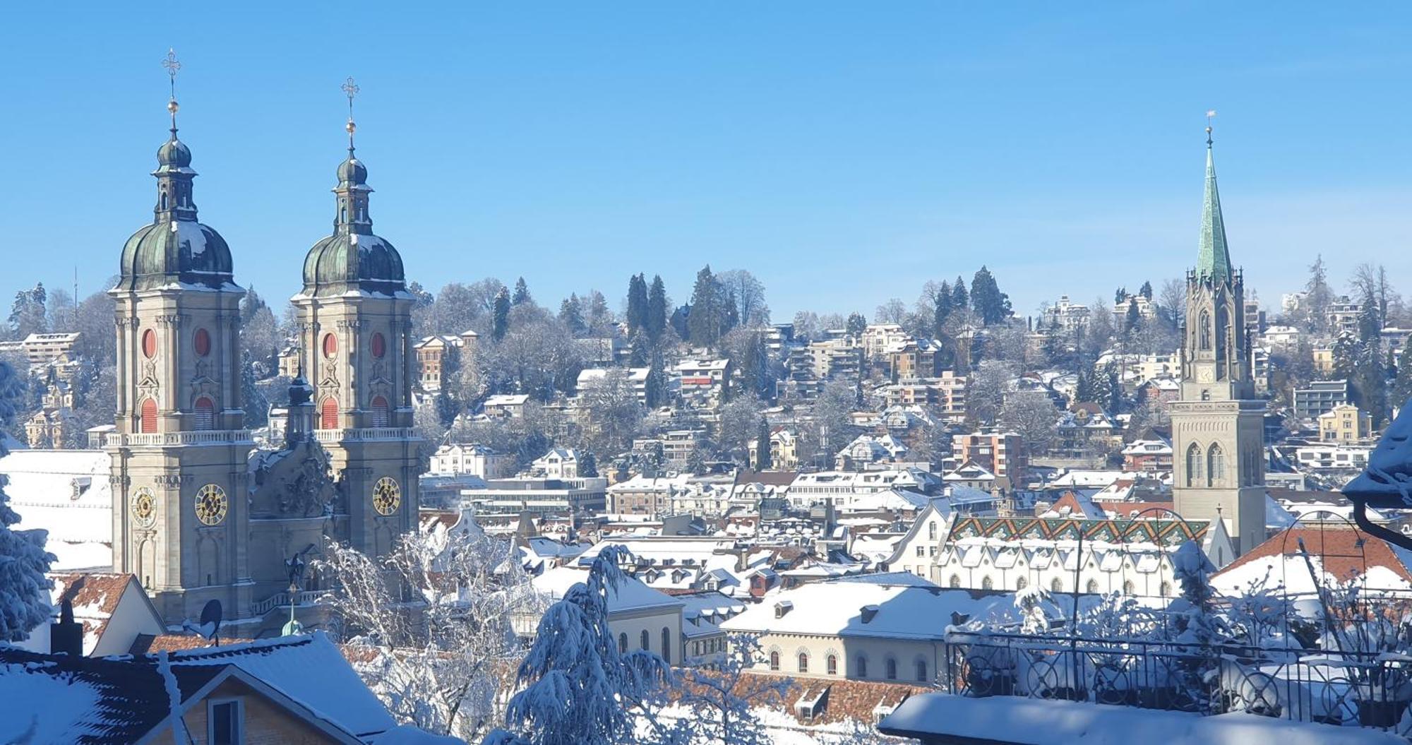 2-4 Stilvoll Im Gertrud Schloessli - Zentral Ruhig Apartment
